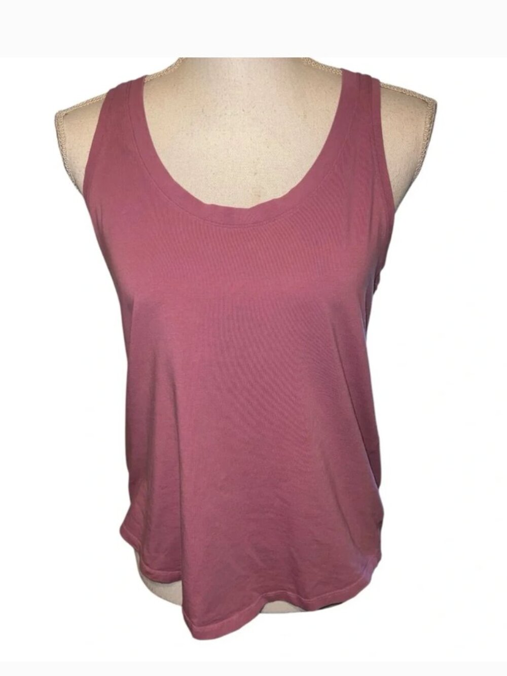 Lululemon mauve racerback tank top Flowy